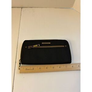 Travelon zipper single zip wallet black RIFD